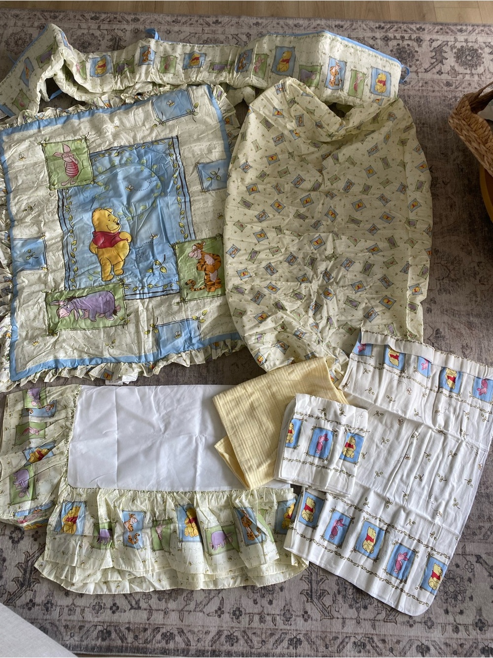 Vtg 90’s 1996 Disney Classic Winnie the Pooh quilt crib bedding 7pc set